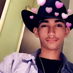 Meet your Posher, Javier